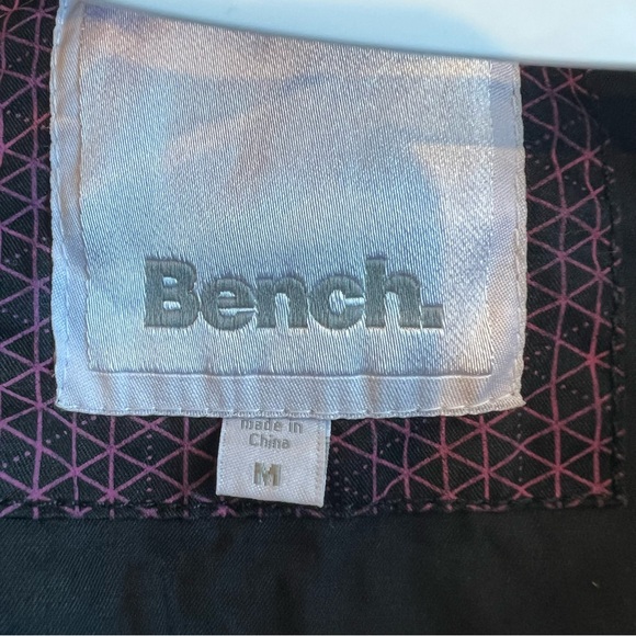 Ladies Size Medium EUC Purple Bench Zip Up Jacket - Picture 3 of 4